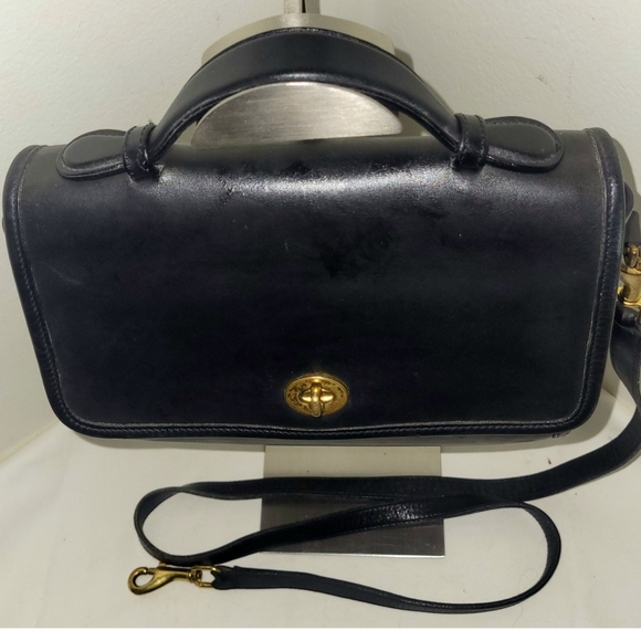 Coach 9870 Vintage Black Leather Court Crossbody Bag - Picture 3 of 8